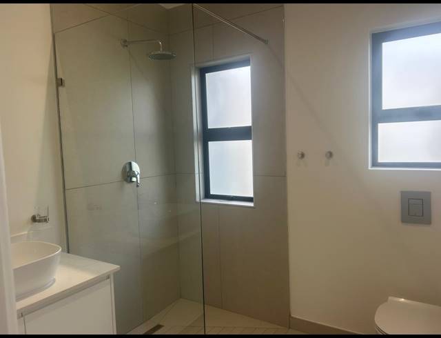 2 BEDROOM HOUSE FOR SALE IN SHAKAS ROCK